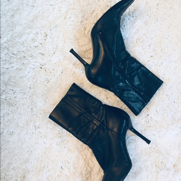 Authentic Chanel booties - Picture 3 of 8